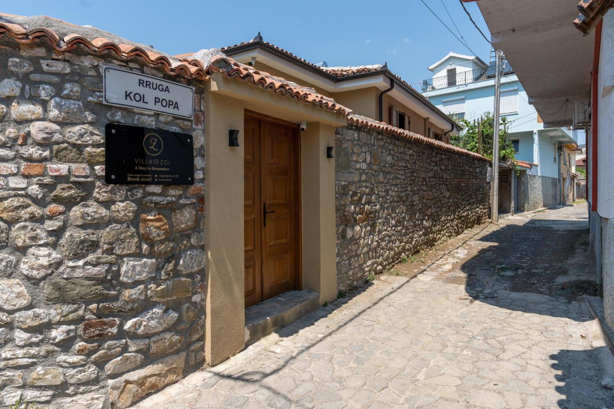 Villa Zoi A Stay To Remember I Located Inside The Castle Of Elbasan, On A Historic Roman Road Via Egnatia I Homemade Breakfast Эльбасан Экстерьер фото
