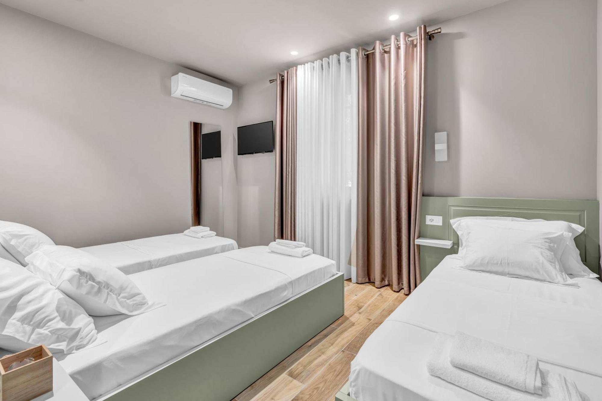 Villa Zoi A Stay To Remember I Located Inside The Castle Of Elbasan, On A Historic Roman Road Via Egnatia I Homemade Breakfast Эльбасан Экстерьер фото
